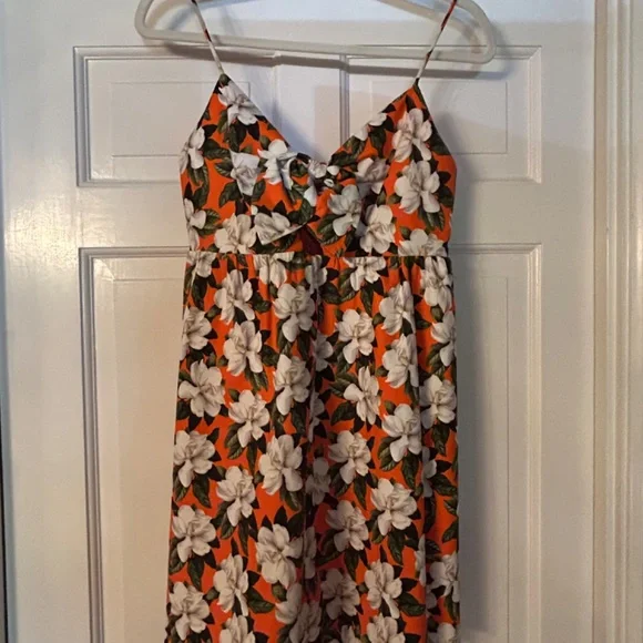 Alice + Olivia Orange Floral Minidress with Adorable Front Tie. - Picture 6 of 6
